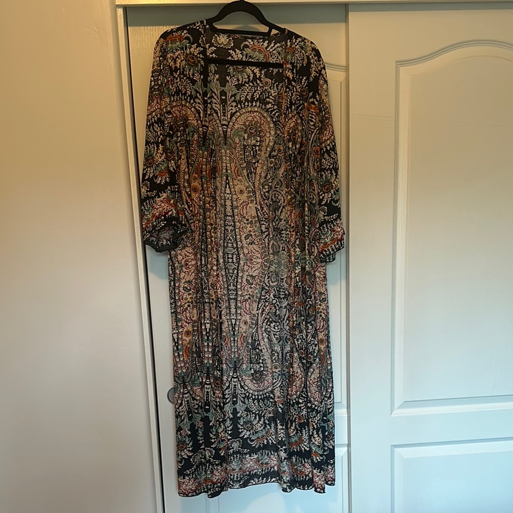 Elegant Black Paisley Cover Up